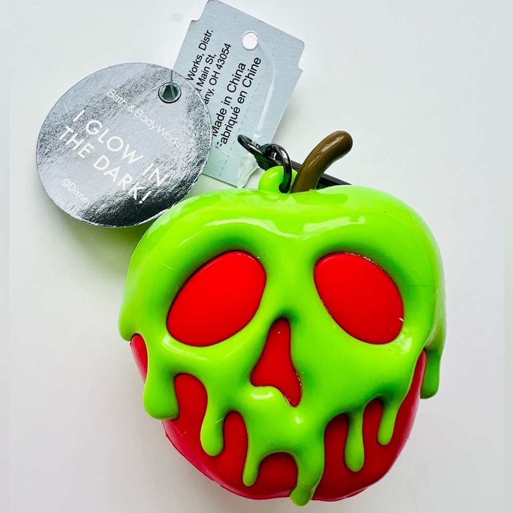🍏Bath And Body Works Evil Queen Poison Apple Glow-In-Dark Hand Sanitizer Holder